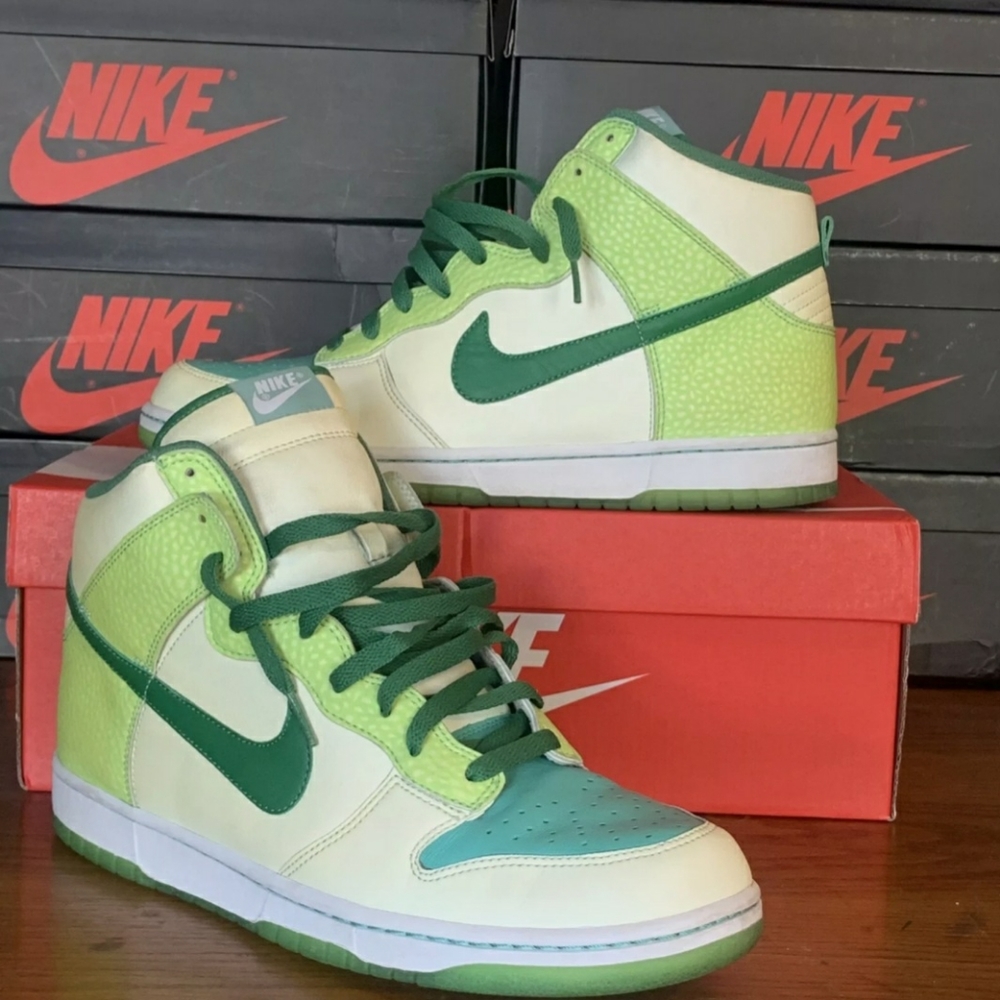Nike Dunk High Glow in the Dark 2